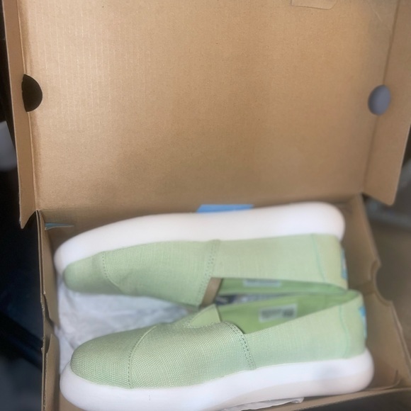 Toms canvas Flats - Picture 3 of 3